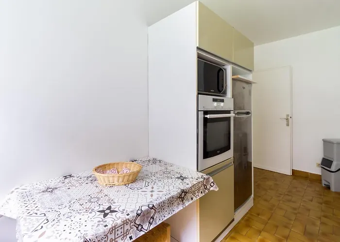 Luxury Living In Saint Germain Apartman