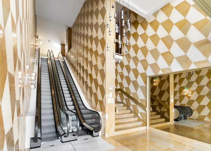 Luxury Living In Saint Germain Apartament